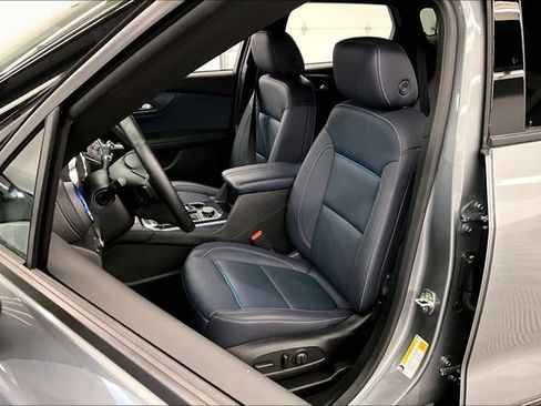 Used 2024 Chevrolet Blazer RS w/ LPO, Floor Liner Package FWD image 23
