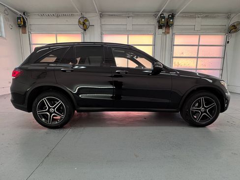 Used 2022 Mercedes-Benz GLC 300 image 7