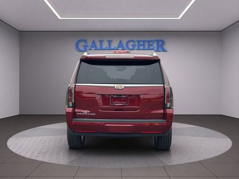 Used 2020 Cadillac Escalade Premium Luxury AWD/4WD image 6