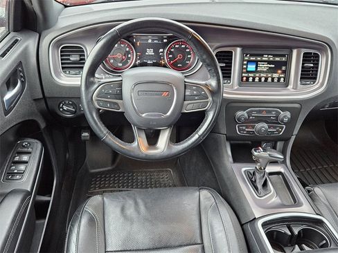 Used 2021 Dodge Charger SXT w/ Leather Interior Group image 12