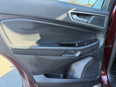 Used 2020 Ford Edge SEL w/ Convenience Package image 26