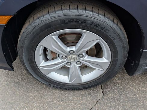 Used 2018 Honda Odyssey EX-L image 17