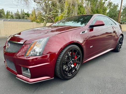Used 2014 Cadillac CTS V image 2