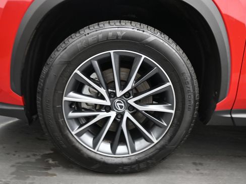 Used 2025 Lexus NX 250 FWD w/ Towing Package (2000 Lbs) image 11