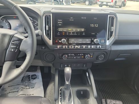 Used 2026 Nissan Frontier SV w/ All-Weather Content Package image 21