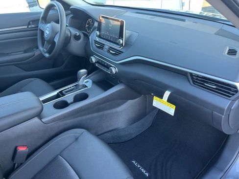 New 2025 Nissan Altima 2.5 S image 19