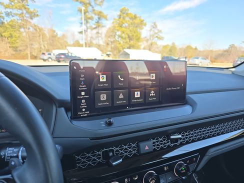 Used 2024 Honda Accord Touring image 19