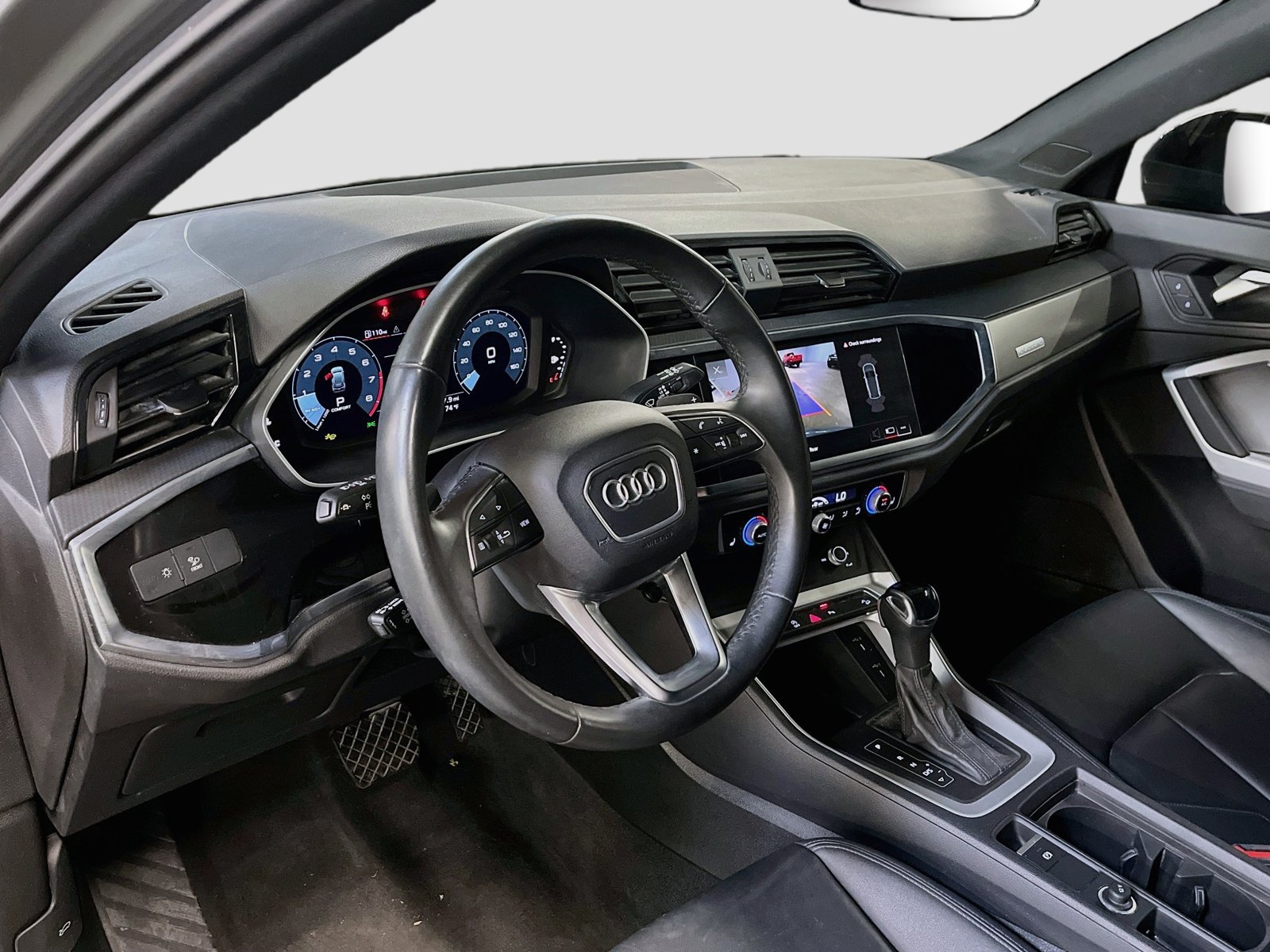 Used 2025 Audi Q3 2.0T Premium AWD/4WD image 9