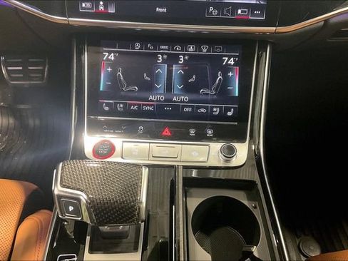 Certified 2024 Audi S8 4.0T image 32