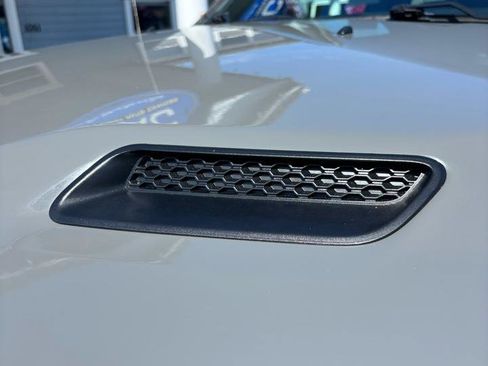Used 2022 RAM 1500 Warlock w/ Ceramic Grey Warlock Package AWD/4WD image 10
