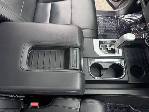 Used 2015 Toyota Tundra Platinum AWD/4WD image 24