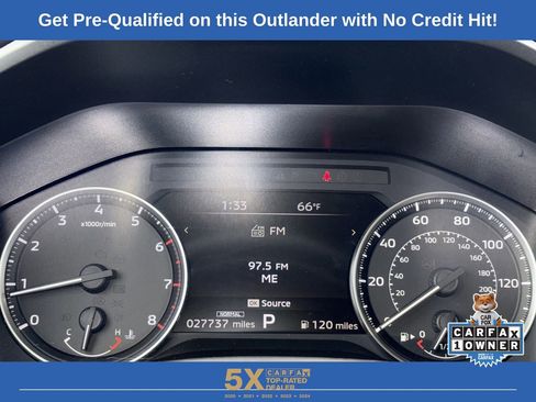 Used 2025 Mitsubishi Outlander SE AWD/4WD image 19