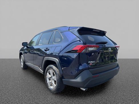 Used 2025 Toyota RAV4 XLE AWD/4WD image 4