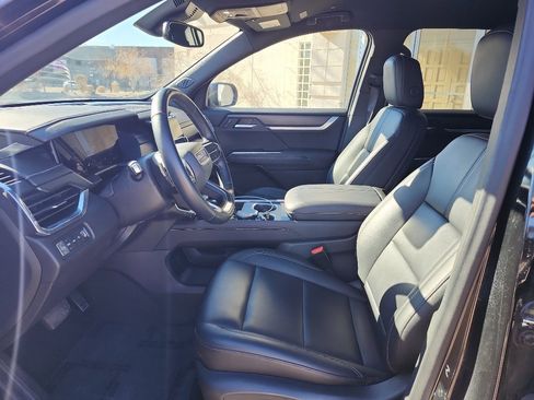 Used 2024 GMC Acadia Elevation image 13