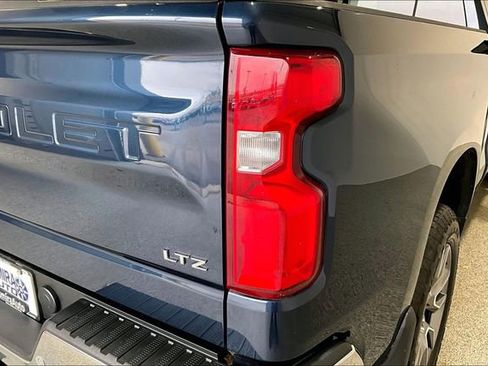 Used 2021 Chevrolet Silverado 1500 LTZ w/ Technology Package AWD/4WD image 25