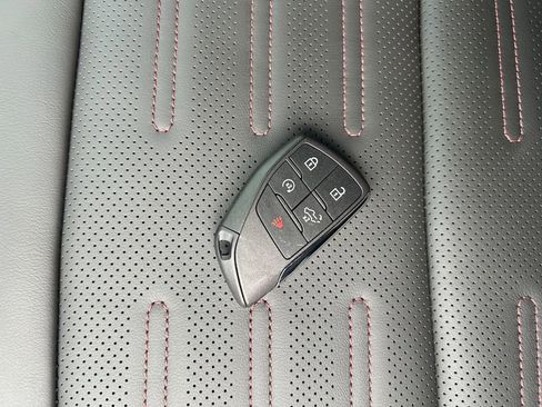 New 2026 GMC Sierra 2500 AT4X w/ LPO, Black Badging Package image 34