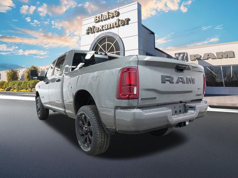New 2026 RAM 2500 Big Horn AWD/4WD image 8