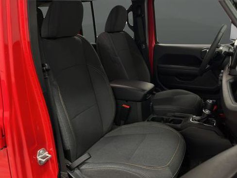 Used 2024 Jeep Wrangler Sport S image 24