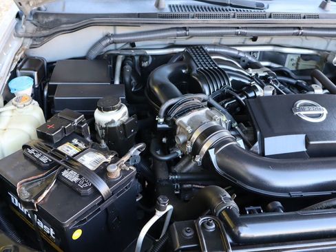 Used 2012 Nissan Xterra PRO-4X w/ Pro-4x Leather Pkg image 37