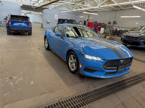 Used 2024 Ford Mustang Coupe RWD image 7