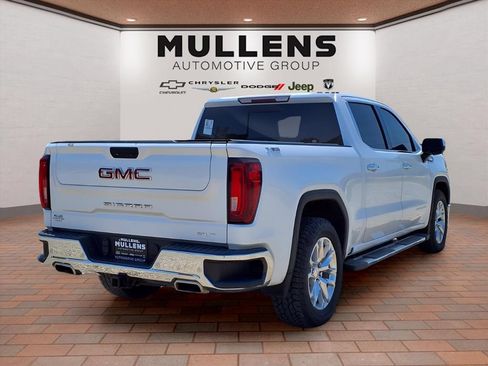Used 2021 GMC Sierra 1500 SLT AWD/4WD image 5