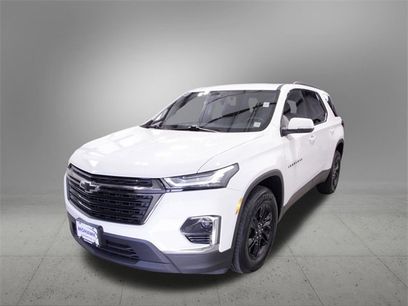 Used 2023 Chevrolet Traverse LT w/ Midnight/Sport Edition