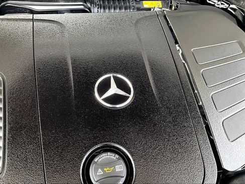 Used 2026 Mercedes-Benz GLC 300 4MATIC image 28