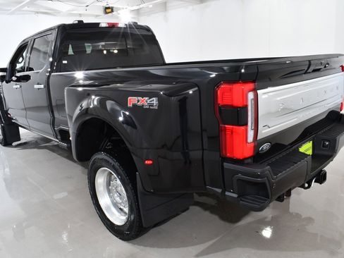 New 2026 Ford F450 Platinum w/ Platinum Plus Package image 15