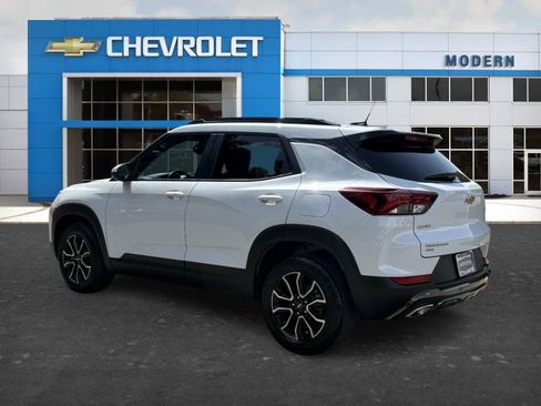 Used 2023 Chevrolet TrailBlazer ACTIV w/ Sun and Liftgate Package AWD/4WD image 3