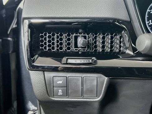 Used 2024 Honda CR-V EX-L image 15