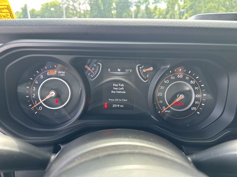 Used 2025 Jeep Wrangler Sport AWD/4WD image 26