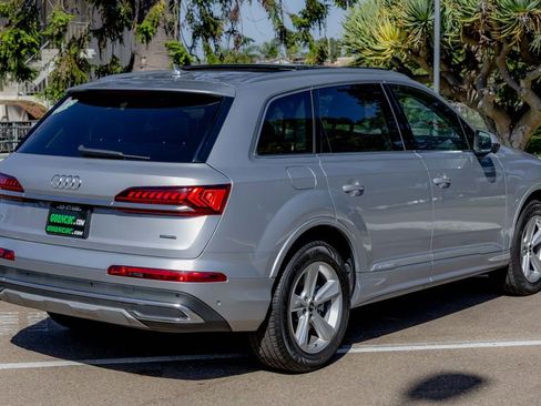 Used 2022 Audi Q7 3.0T Premium w/ Convenience Package image 12