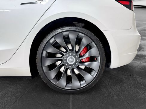 Used 2023 Tesla Model 3 Performance AWD/4WD image 31