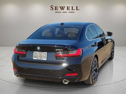 New 2026 BMW 330i Sedan w/ Premium Package RWD image 5