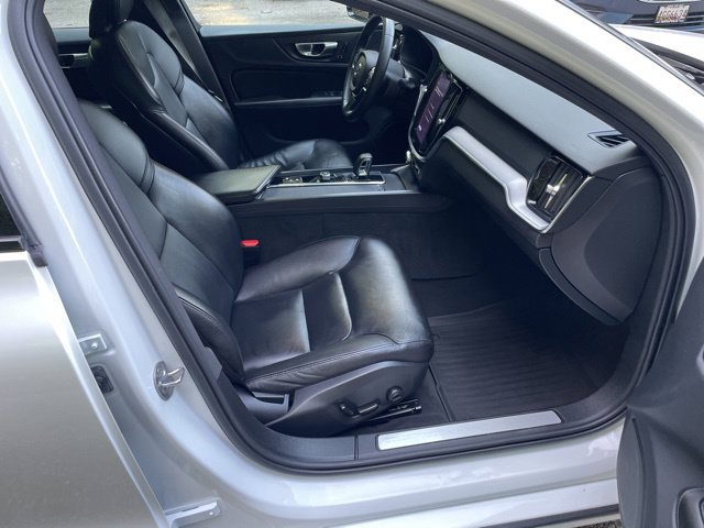 Certified 2023 Volvo S60 B5 Plus w/ Climate Package AWD/4WD image 13