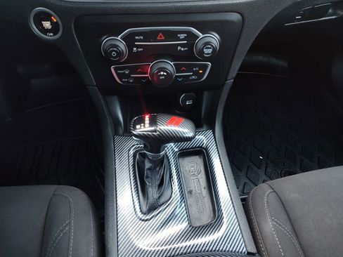 Used 2023 Dodge Charger SXT image 9