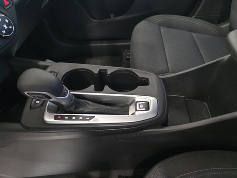 Used 2024 Chevrolet Trax LS FWD image 20