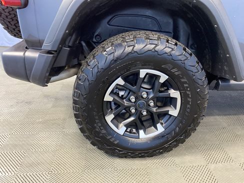 Certified 2025 Jeep Wrangler Unlimited Rubicon 4xe w/ Safety Group image 34