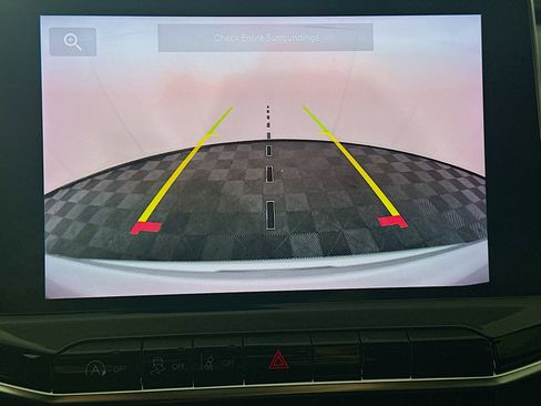 Used 2024 Jeep Compass Latitude image 23