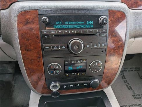 Used 2014 Chevrolet Silverado 2500 LTZ w/ LTZ Plus Package image 13