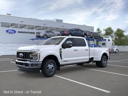 New 2026 Ford F350 4x4 Crew Cab DRW Super Duty image 7