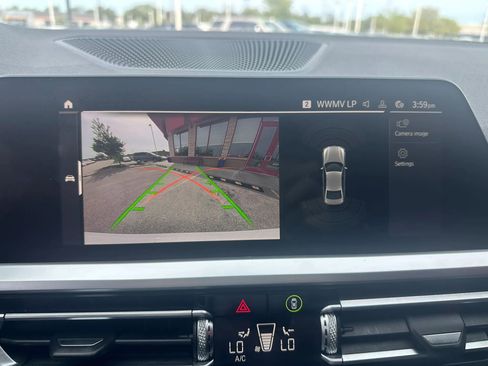 Used 2019 BMW 330i xDrive Sedan AWD/4WD image 18