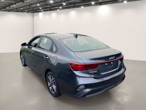Certified 2023 Kia Forte LXS FWD image 6