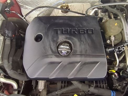 Certified 2021 Chevrolet TrailBlazer RS w/ Sun and Liftgate Package image 31