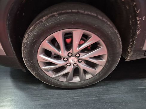 Used 2025 Buick Enclave Preferred FWD image 15