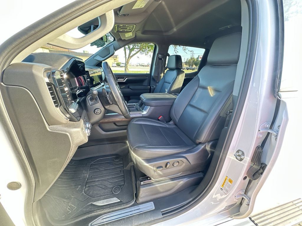 Certified 2024 GMC Sierra 1500 SLT w/ SLT Premium Plus Package AWD/4WD image 19