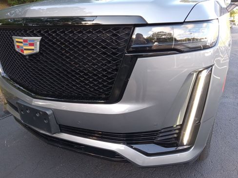 Used 2022 Cadillac Escalade Sport w/ Touring Package image 7