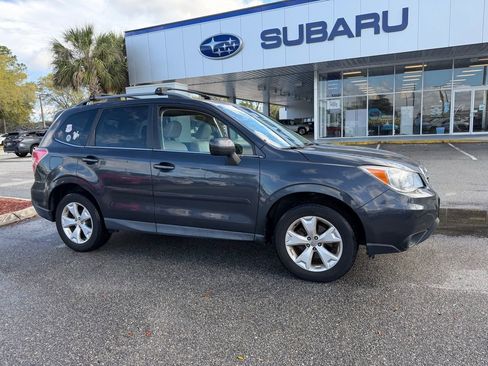 Used 2016 Subaru Forester 2.5i Limited image 1