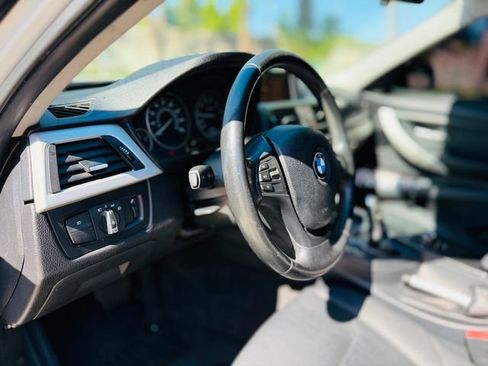 Used 2013 BMW 328i Sedan image 15