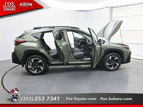 Used 2024 Subaru Crosstrek 2.5i Limited AWD/4WD image 37